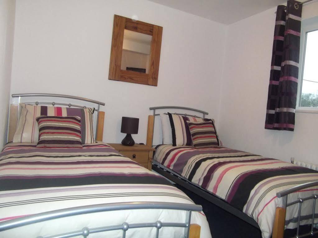סטוקנצ'רץ' Chris'S Motel מראה חיצוני תמונה